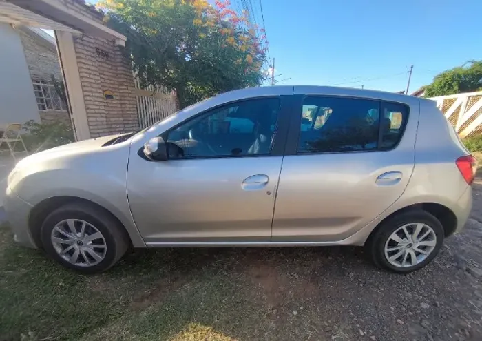 Renault Sandero Expression Hi-power 1.6 8V 5P 2015