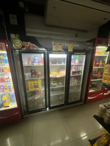 Freezer expositor 3 portas