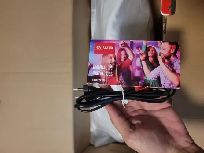 Caixa de som bombox aiwa