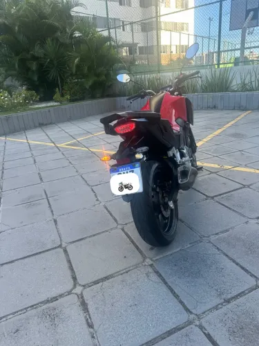 MOTO CB300f