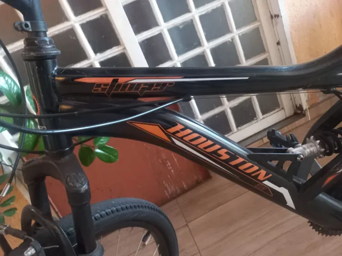 Bicicleta Houston aro 26
