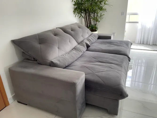 Sofá retrátil moderno