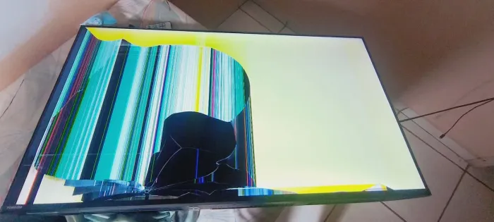 Televisão toschiba 43°