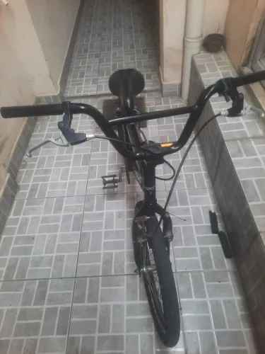 Bicicleta Bmx aro 20 preto