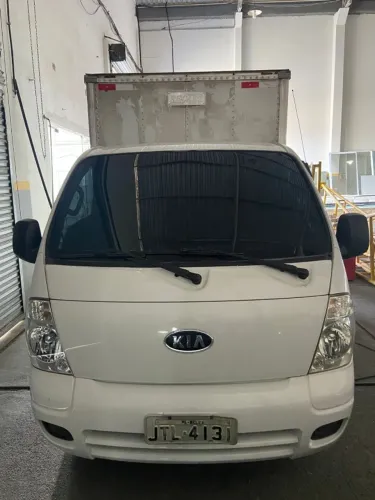 Caminhão  Kia Bongo 2700