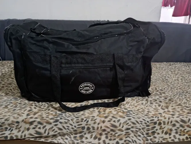 Vende-se sacola de viagem GG 70,00 reais pra vender logo 70,00 cada.