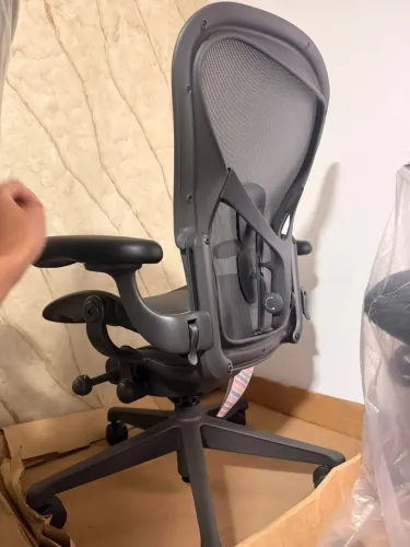 cadeira herman miller new aeron B completa