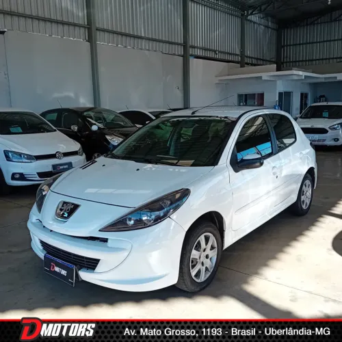 Peugeot 207 Active 1.4 Flex 8V 5P 2014