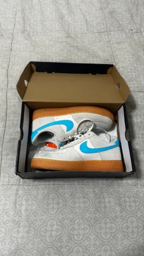 NIKE AIR FORCE 1 - 41*