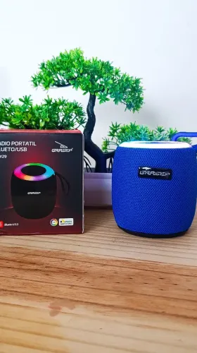 Caixa de Som Bluetooth com RGB - Visual Moderno e Completa! 