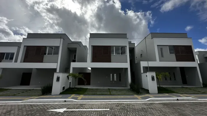 CASA CONDOMÍNIO OPORTUNIDADE