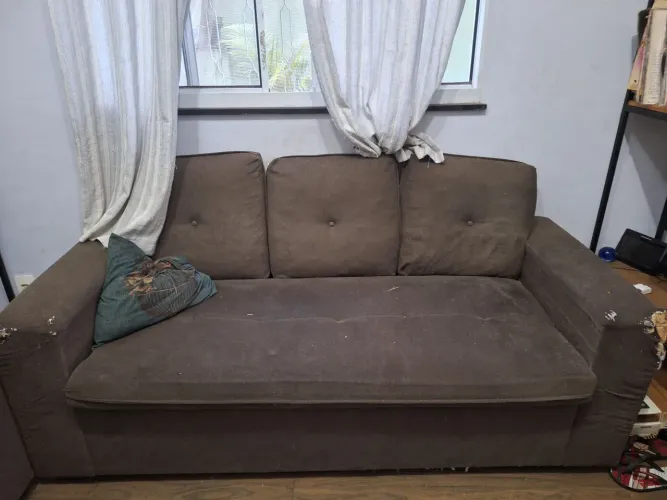 Conjunto de sofá precisa reforma