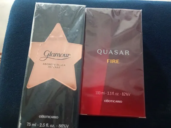 Dois perfumes glamour e quasar 