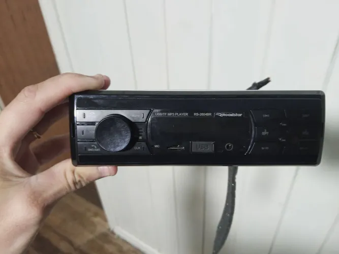 Rádio Roadstar bluetooth 
