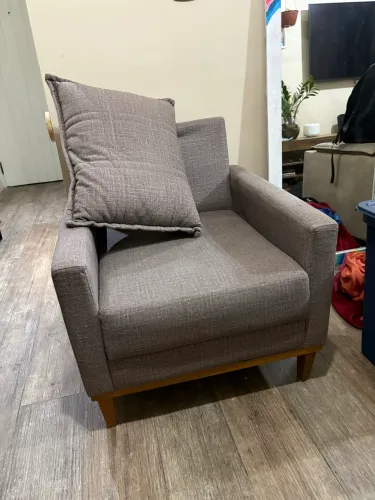Poltrona luxo em perfeito estado - pronta para uso