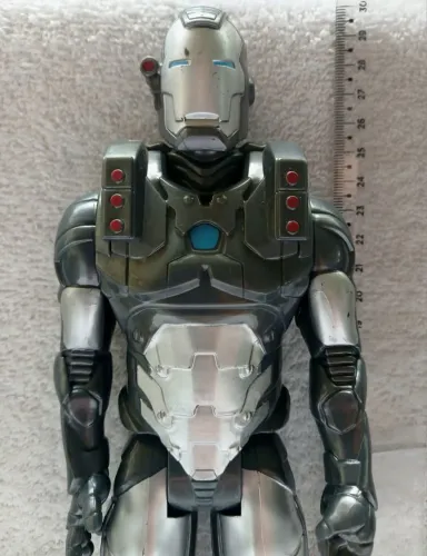 Boneco Homem de Ferro Hasbro