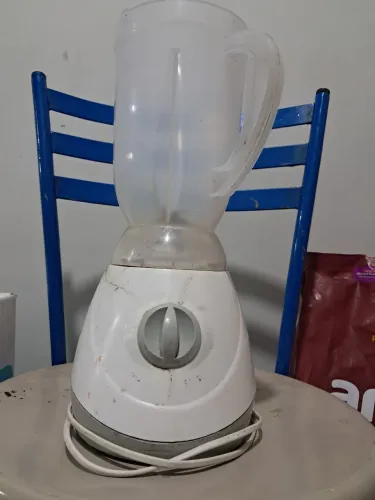 Liquidificador Arno 127V funcionando normalmente