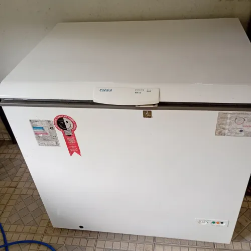 Vendo freezer da Consul novo