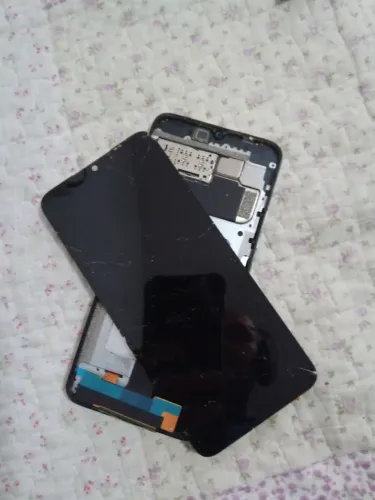 Umidigi A11 funcionando mas precisa trocar tela