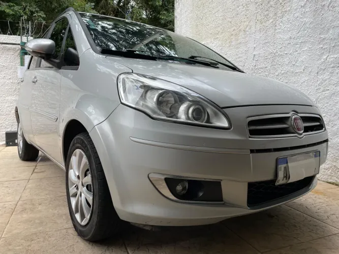 Fiat Idea Attractive 1.4 Fire Flex 8V 5P 2015