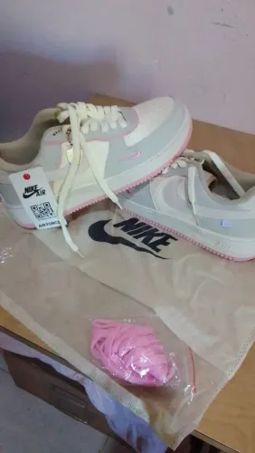 Tênis feminino