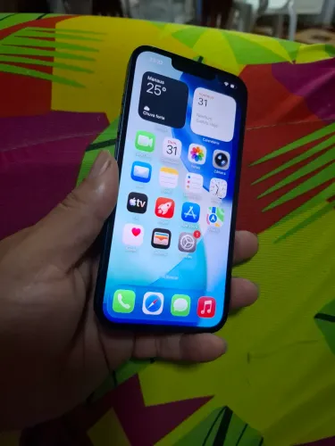 IPhone 13
