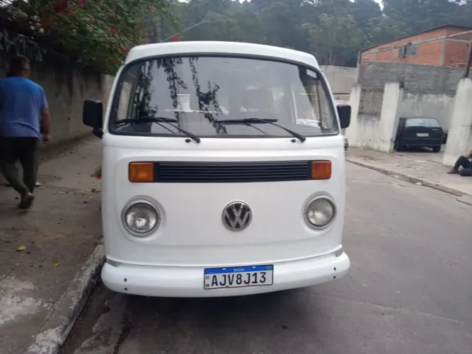 Volkswagen Kombi Furgão 2001