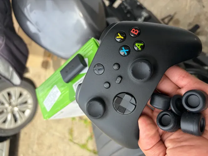 Controle Xbox Séries C/ Bateria Original