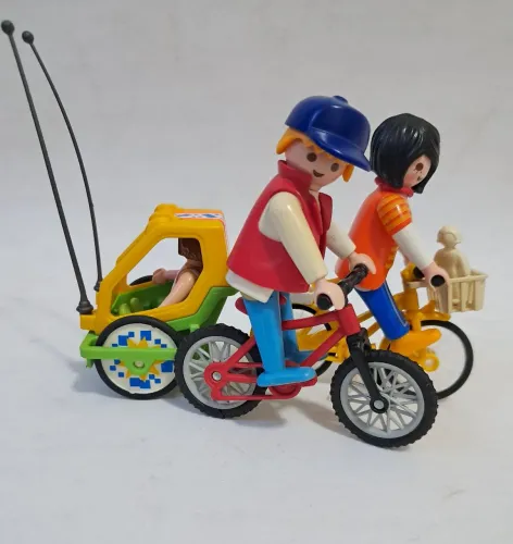 Playmobil - Família Passeio de Bicicleta