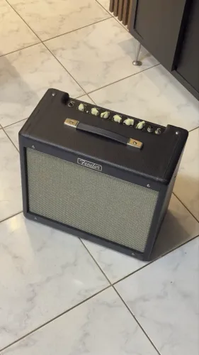 Amplificador Fender Blues Jr Versão 4