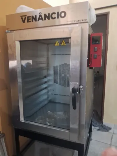 Forno elétrico industrial Venâncio 380v