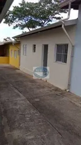 CASA DE 1 DORMITÓRIO COM VAGA DE GARAGEM NO BAIRRO BELA VISTA