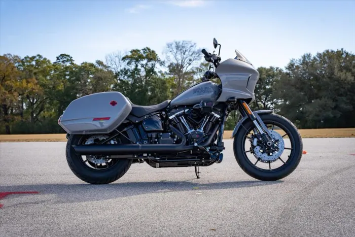 HARLEY-DAVIDSON LOW RIDER ST