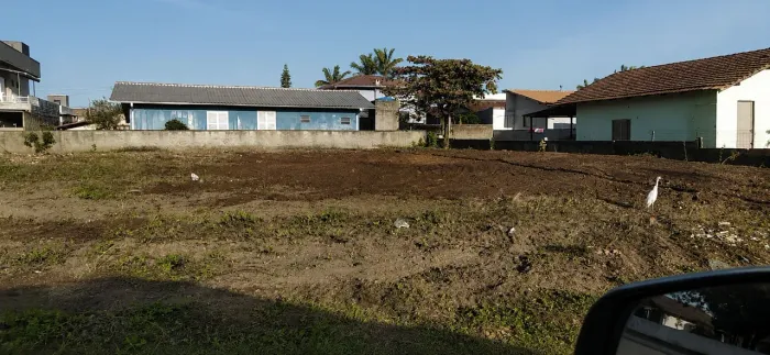 Terreno de Esquina 768,12 m² | Rua Pavimentada | Barra do Sul