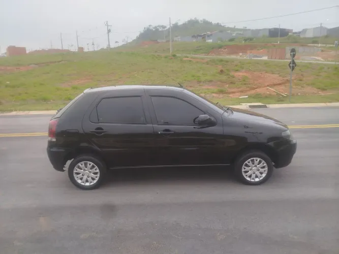 Fiat Palio 1.0 Economy Fire Flex 8V 4P 2014