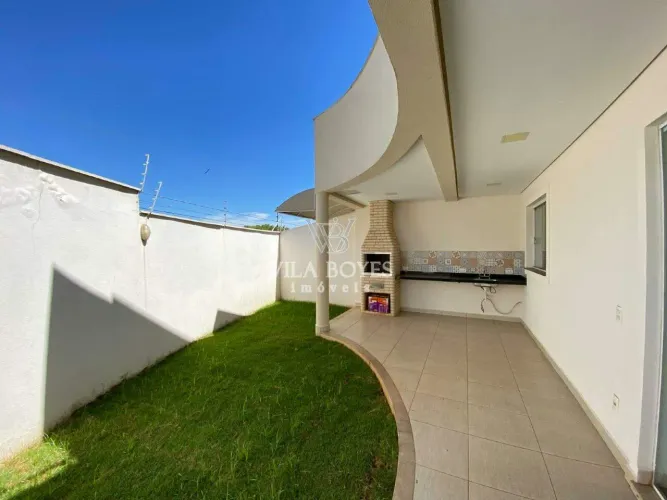 EXCELENTE CASA PARA LOCAÇÃO COM 3 DORMITÓRIOS, SENDO 2 SUÍTES, NO BAIRRO CASTELINHO - PIRA