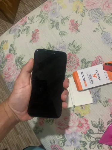 iPhone XR retirada de peças bateria nova/Doc novo(entrada do carregador)