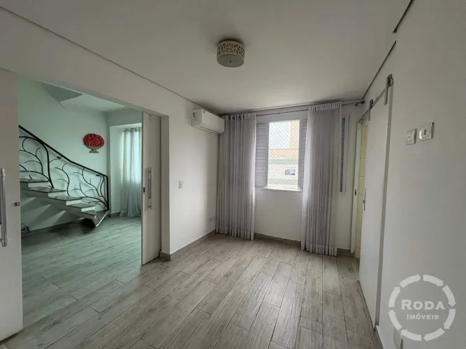 Apartamento Duplex, Varanda Gourmet, 02 Vagas Garagem, Quadra da Praia, Santos SP