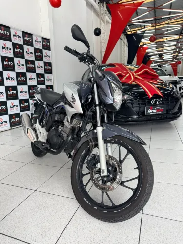 Titan 160 