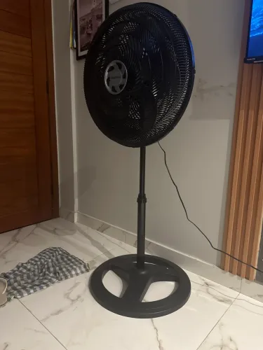 Ventilador de Pé