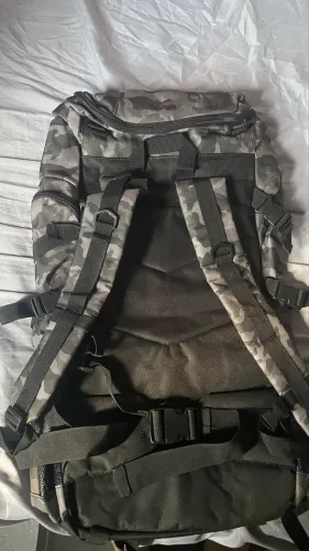 Mochila de trilha e viagem