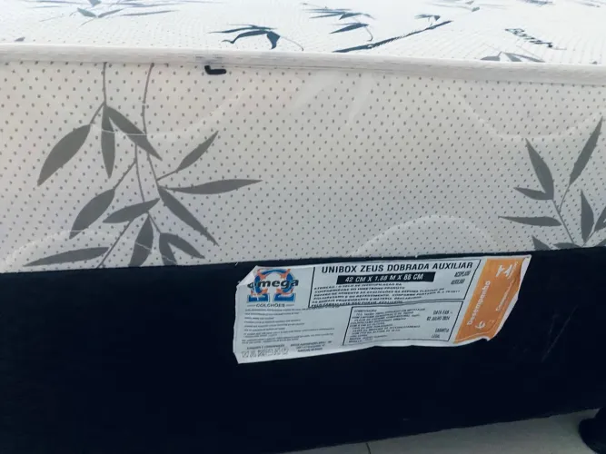 Cama box com cama auxiliar