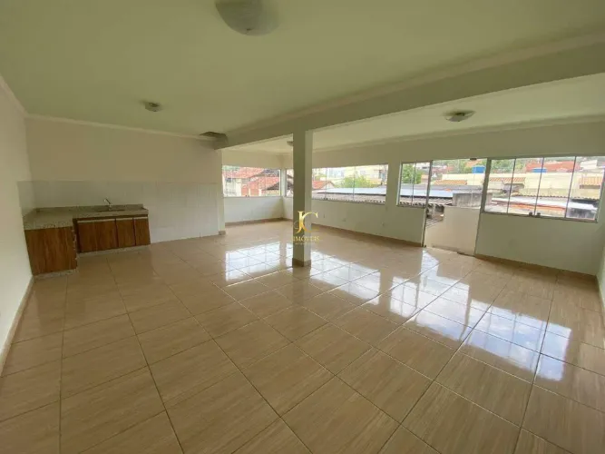 Casa residencial à venda no Bairro Danilo Passos, em Divinópolis/MG