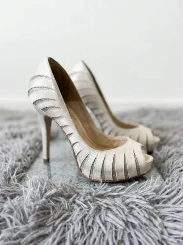 Sapato Laura porto