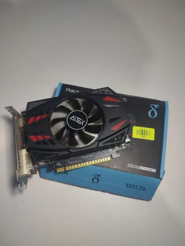 Placa de vídeo GTX550ti 2GB GDDR5 128bits