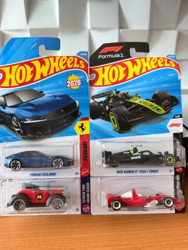 Hot wheels Mickey, F1, Ferrari