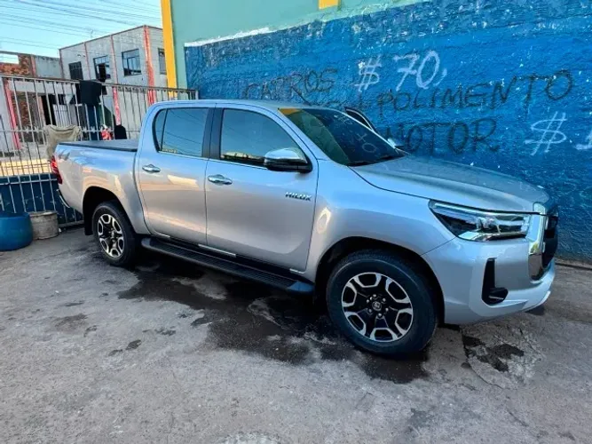 Toyota Hilux CD SRX 4X4 2.8 TDI 16V Diesel Aut. 2026