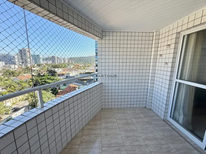 Apartamento à venda em Praia Grande no Canto do Forte com 2 dormitórios