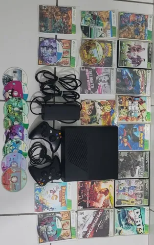 Xbox 360 Original + 2 Controles + 28 Jogos