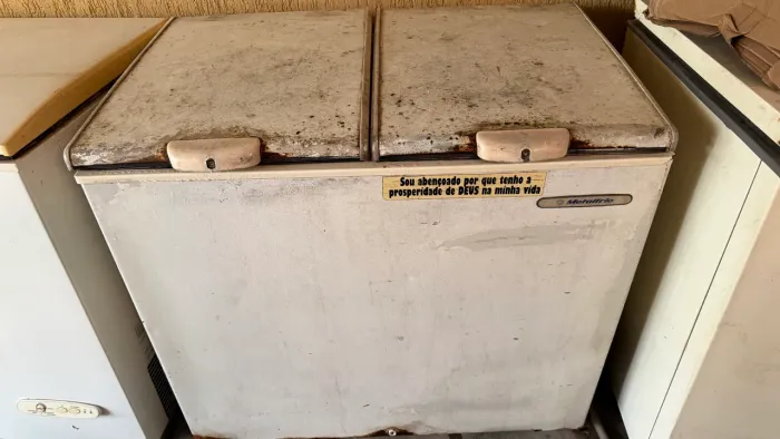 freezer 2 portas compacto 